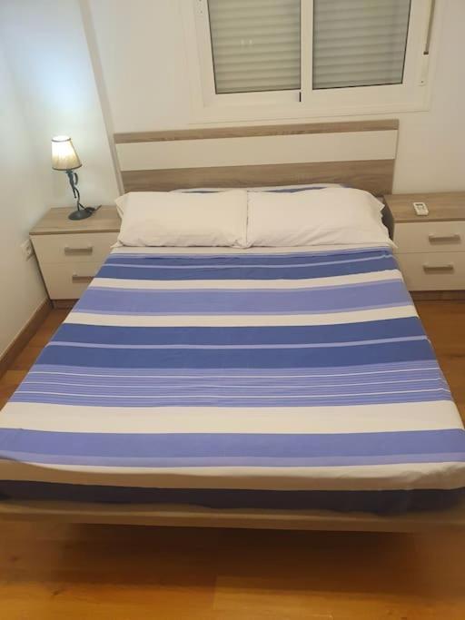 2F, Aire Acondic, 80M2, 2 Dormitorios, 4 Huespedes, Wifi Gratis La Línea de la Concepción エクステリア 写真