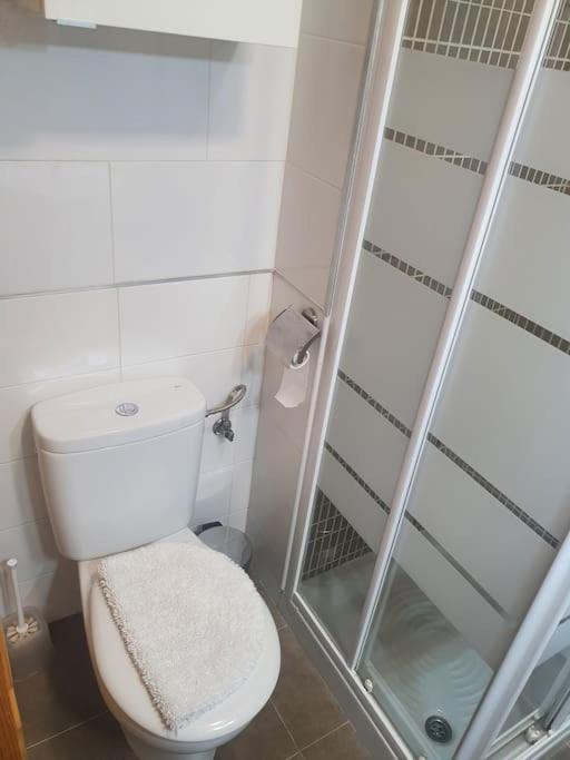 2F, Aire Acondic, 80M2, 2 Dormitorios, 4 Huespedes, Wifi Gratis La Línea de la Concepción エクステリア 写真